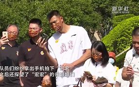 lol英雄资料-里程碑夜！广东宏远回应争议，NBA季后赛国际比赛日刷纪录，震撼外界，训练强度明显提升的简单介绍